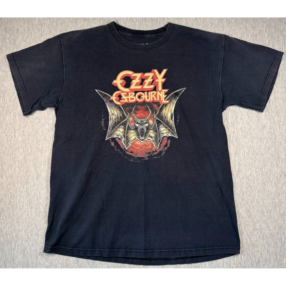 Ozzy Osbourne Bat Graphic T Shirt Mens Medium Black Heavy Metal Band Tee‎